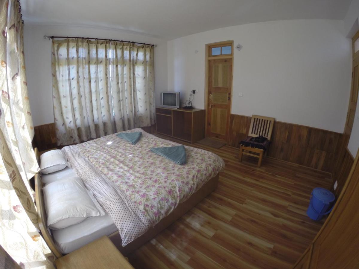 Barath Hotel & Guest House Leh Ngoại thất bức ảnh